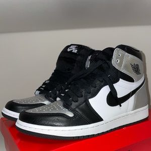 New silver snd black Jordan 1’s